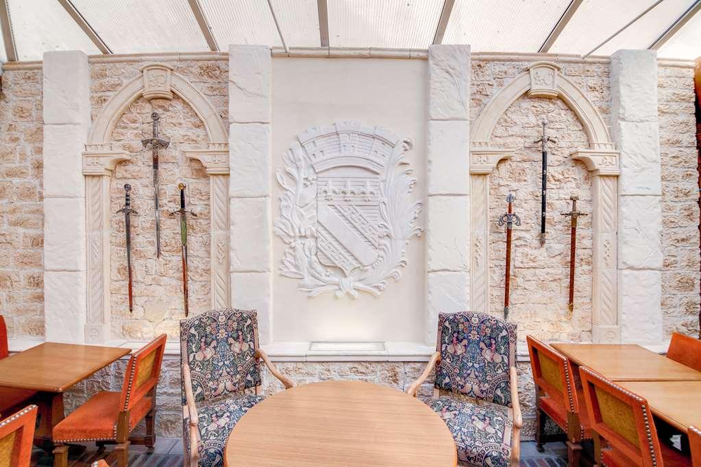 Brit Hotel Comtes De Champagne - Troyes Centre Historique Restaurang bild