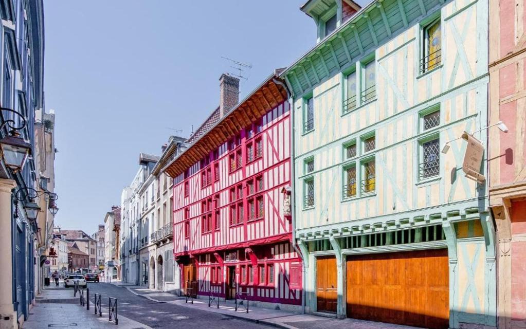Brit Hotel Comtes De Champagne - Troyes Centre Historique Exteriör bild